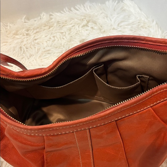 Coach Ergo vintage burnt orange leather pleated hobo shoulder bag. - Picture 2 of 13